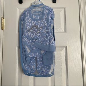 Duck Duck Goose Baby Boy Blue White Dinosaur 6 Piece Set Size 0-3 Month